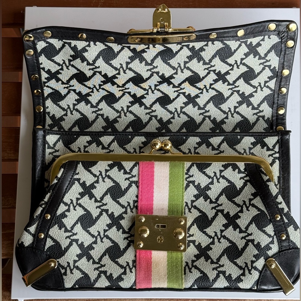 Juicy Couture large fold over buckle clutch - Picture 4 of 16